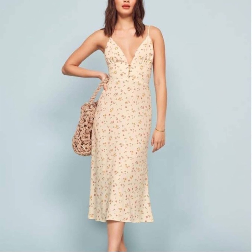 Low cut, floral, summer Reformation dress, size Small